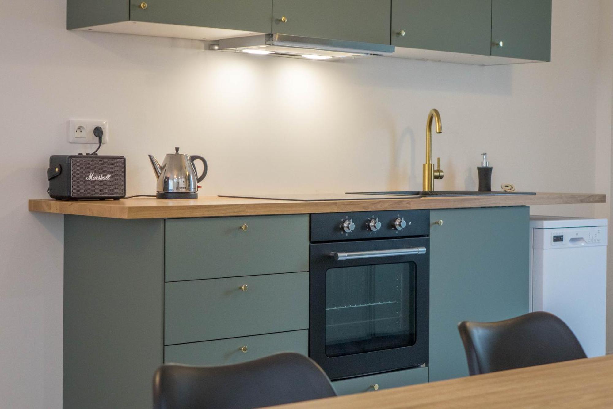 Beau Quartier Et Central, Maison Spacieuse Avec Cour, 3 Chambres, 3 Salles De Bains A 10 Min A Pied De La Gare 올리언스 외부 사진