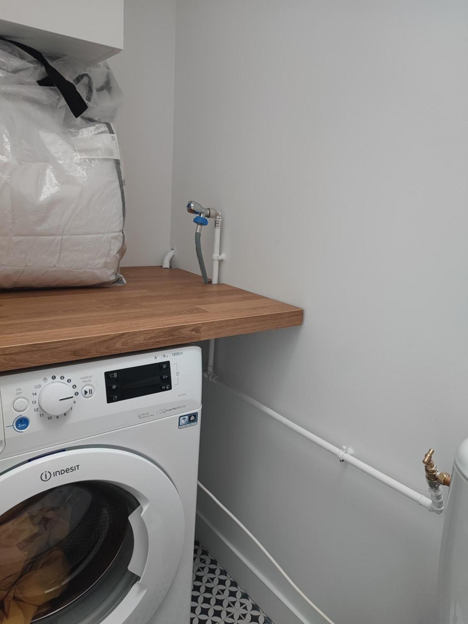 Beau Quartier Et Central, Maison Spacieuse Avec Cour, 3 Chambres, 3 Salles De Bains A 10 Min A Pied De La Gare 올리언스 외부 사진